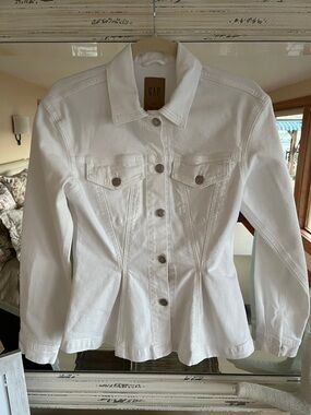 GAP Cinched Peplum Denim Jacket 🌸 size Small
